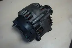 Volkswagen Alternaattori OE 03P903023B
