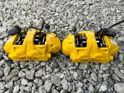 Jeu d'étriers de frein avant OEM 00505447590/00505447630