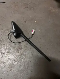 Antenne Citroen OEM 9817551380 pour Berlingo IV
