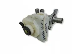 Jarrupumppu Land Rover OEM 32669621 Range Rover Sportille