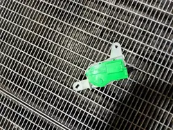 Actionneur trappe à carburant OEM SKE56955 KIA Xceed