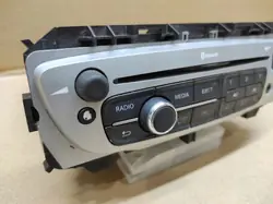 Radio CD Renault OEM 281151607R con Bluetooth y USB