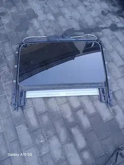 Ford OE Manuaalinen Kattoikkuna Fiesta MK5/MK6 3-Ovinen