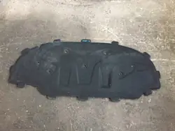 Audi A3 8P Motorkapisolatie