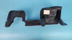 Radiator deflector links voor OEM 302001178AA