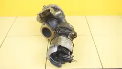 Jaguar XF 3.0D Turbo OEM AX2Q-6K682-BD Oikea Puoli