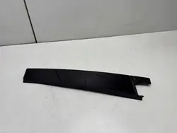 OEM 8R0839901M Vänster bakdörrs fönsterpackning Audi Q5