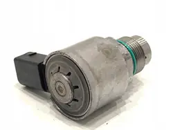Kraftstoffdruckregler VW Passat B8 04L130764C