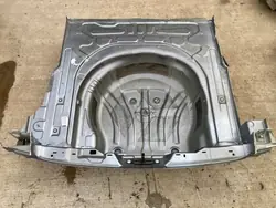 Panneau Arrière OEM PAS TYŁ WANNA SUPERB III KOMBI