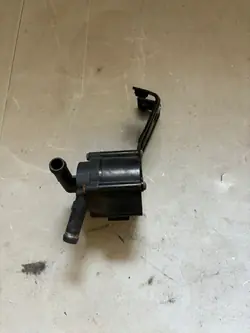 BMW F06 4.4 Bomba de Agua 11517629916