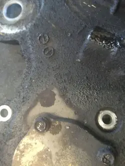 Pompe à huile Saab d'occasion OEM 16802108 pour 9-3 Ver2