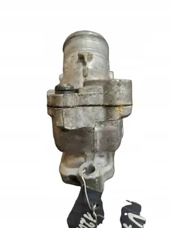 Boîtier de thermostat VOLVO XC70 II 2.4L Diesel