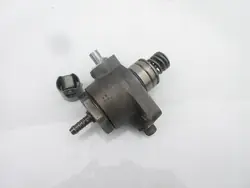 Polttoainepumppu Audi A3 A4 Q5 A6 C7 VW Golf Passat B8 2.0 TSI