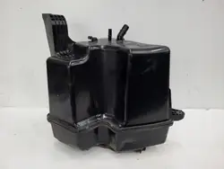 Mercedes-Benz AdBlue-säiliö OEM A910470000 - Käytetty