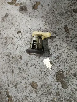 BMW E21 dörrlåscylinder - OEM-del