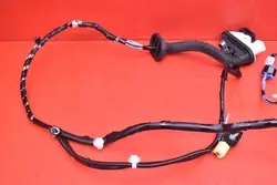 Faisceau de porte avant droit OEM 82151-42P90
