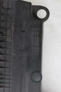Luftfiltergehäuse OEM 8201045043 für Dacia Duster