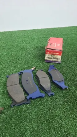 Bremsbelag-Satz OEM 0K0Y23323Z für Kia Sportage