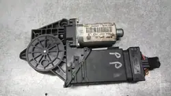 OEM 0130821694 oikea etumoottori VW Passat B5