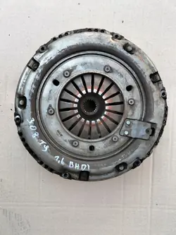 PEUGEOT 308 II T9 1.6 BLUE HDI Kaksoismassaväkä