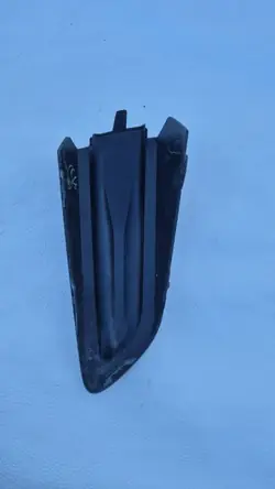 Stötfångargaller fram höger OEM 263317641R Renault Zoe