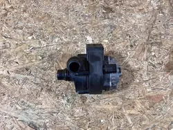 Pompe à eau avant BMW X3 G01 2017