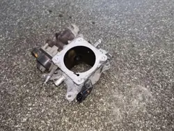 Soupape EGR Subaru d'occasion OEM AA760 2.5L 2010