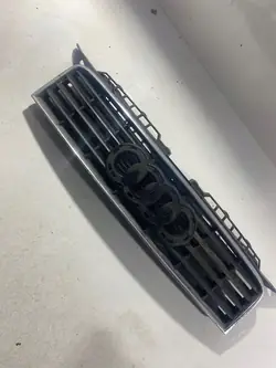 Audi A3 S3 Grill 8P3853651
