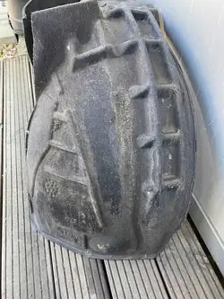 AUDI Q3 LIFT 8U Oikea Etu Lokasuoja 8U0821172E