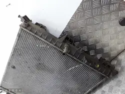 MERCEDES ML W163 2.7 Koelradiator A1635001004