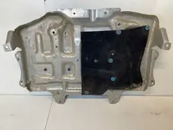 Couvercle Moteur Land Rover Defender OEM L8B2-7E063#123