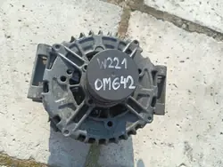 Mercedes W221 3.0 CDI OM642 Alternator 0141541302