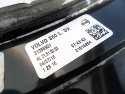 Lampe d'aile droite Volvo S60 II Lift 13-18 OEM 31395931