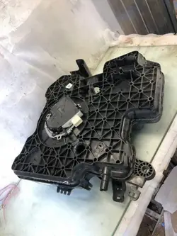 AdBlue-säiliö OEM 9842316580 Citroen Jumpy IV:lle