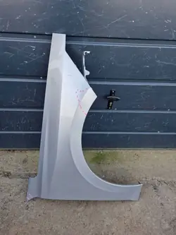 Framskärm höger Opel Astra OE 9841904880