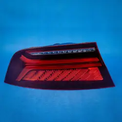 Luz trasera izquierda de aleta MATRIX Audi A7 S7 RS7 4G8