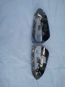 Conjunto de capas de espelhos OEM 879150H050 - Peugeot 108/Citroen C1/Toyota Aygo