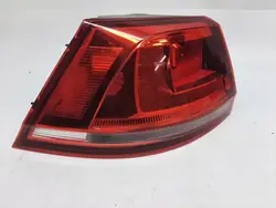 VW GOLF 7 KOMBI FEU ARRIÈRE GAUCHE 5G9945095C