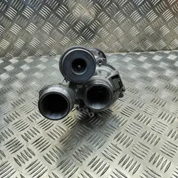 Turbocompresseur Mercedes AMG GT A1770900080