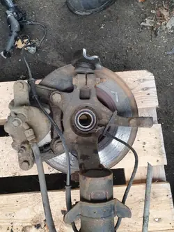 Pivot de roue avant gauche OEM pour Nissan Micra K12 1.5 dCi