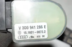 Capteur de niveau de suspension avant droit VW Phaeton II Lift