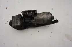 Öljynjäähdyttimen pohja OEM 04115389E Mitsubishille