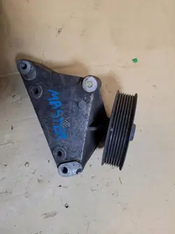 Rouleau guide de courroie OEM 8200721017 Renault Master II