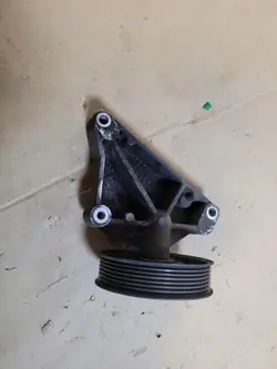 Hihnanohjausrulla OEM 8200721017 Renault Master II