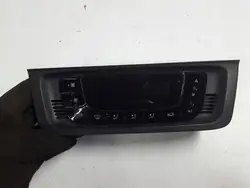 SEAT OE Ilmanvaihtopaneeli OEM 6J0820043A - Käytetty