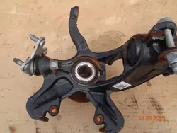 Mozzo di sterzo ammortizzatore sinistro Ibiza V A1 Polo Scala Arona