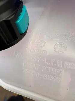 Réservoir d'équilibre Hyundai OE 254R0GI500 IONIQ V