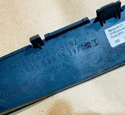 Cadre radio Mercedes Vito Viano OEM A6396891539