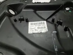 OEM 5K4839729G Régulateur de vitre arrière d'occasion