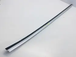 OEM LISTWA ZGARNIAJĄCA PRAWA PRZEDNIA PEUGEOT 5008